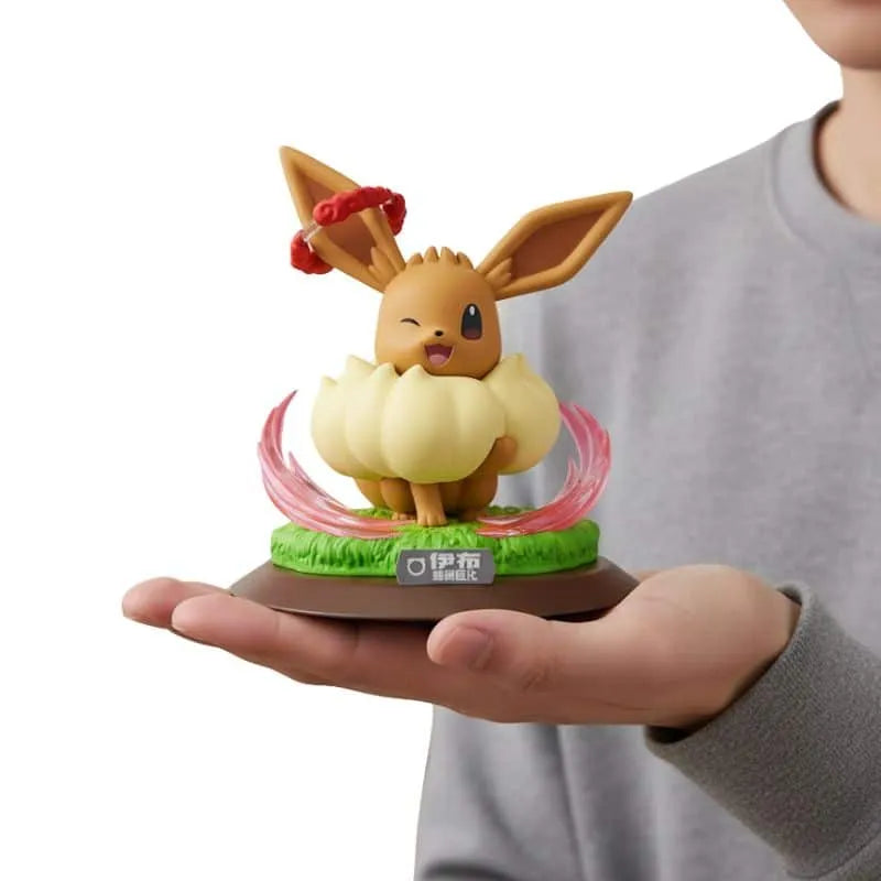 Pokemon Shining Moments Gigantamax Eevee Figure
